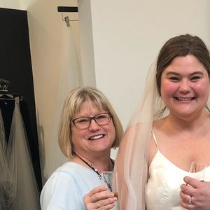 Meet your Posher, Debbie